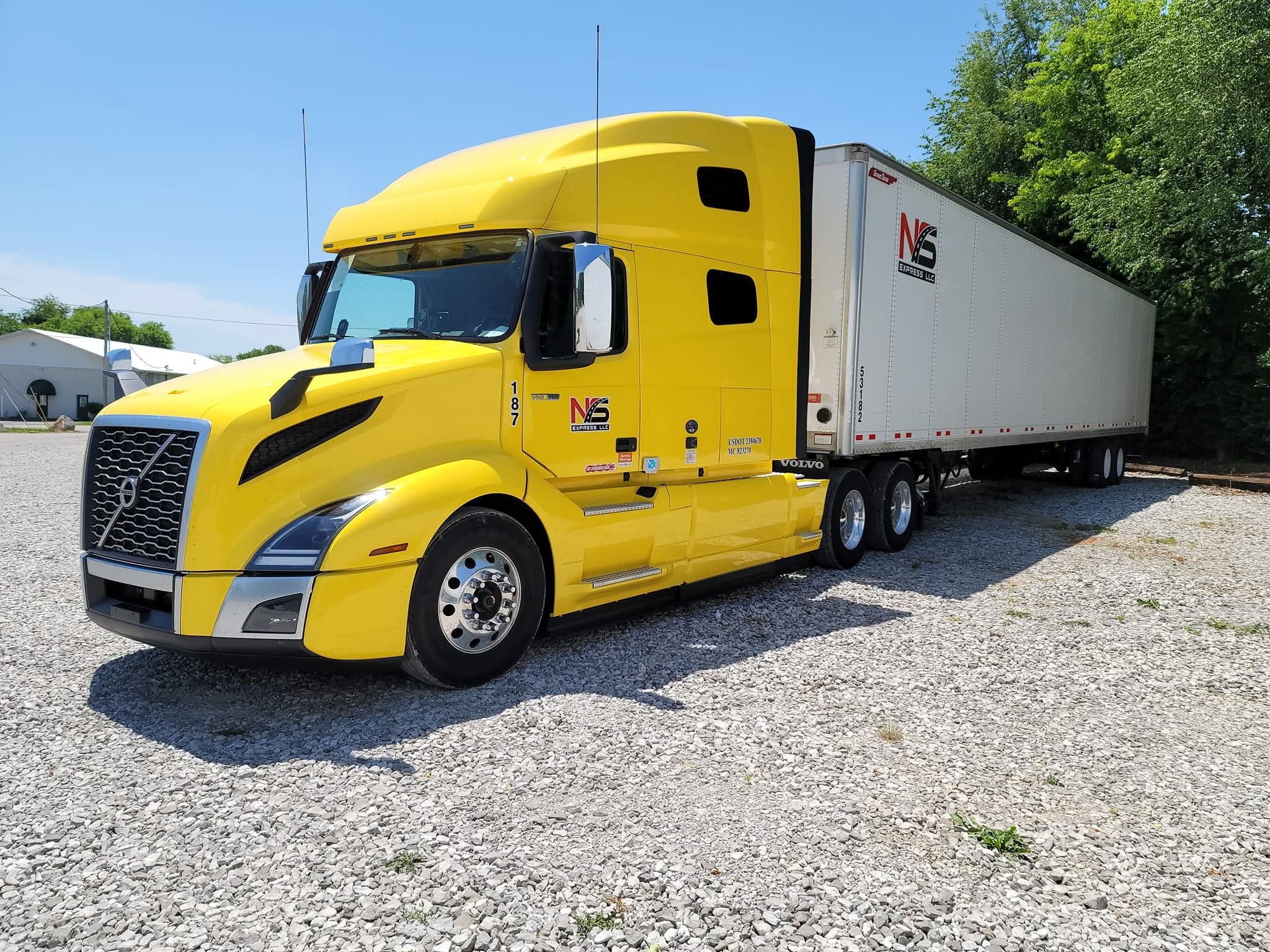 NS Express commercial truck cab exterior